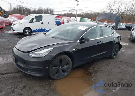 2018 Tesla Model 3 Long Range/Performance из США, поврежденный, VIN 5YJ3E1EB7JF070483